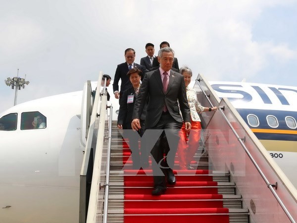 Diplomatica: Visita de Lee Hsien Loong contribuye a profundicar lazos Vietnam- Singapur hinh anh 1
