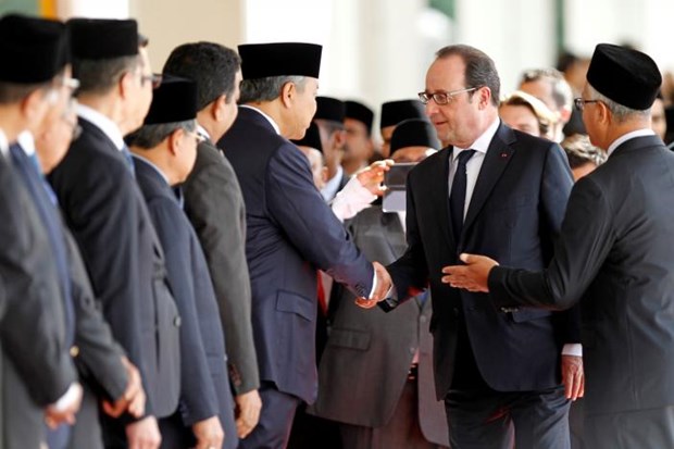 Malasia y Francia intensifican cooperacion en economia y defensa hinh anh 1