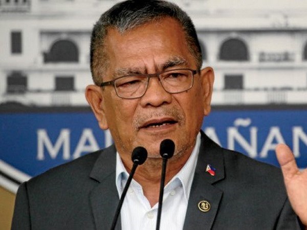 Presidente filipino destituye a secretario de Interior hinh anh 1