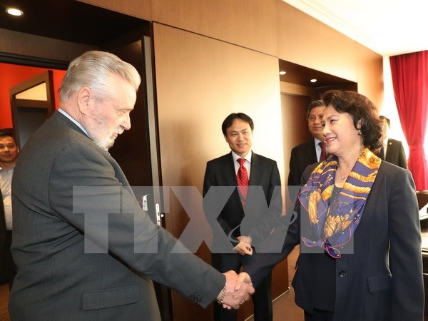 Presidenta del Parlamento de Vietnam confia en la durabilidad de los nexos con Hungria hinh anh 1