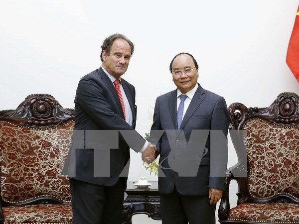 Premier vietnamita recibe a lider de Corte Permanente de Arbitraje hinh anh 1