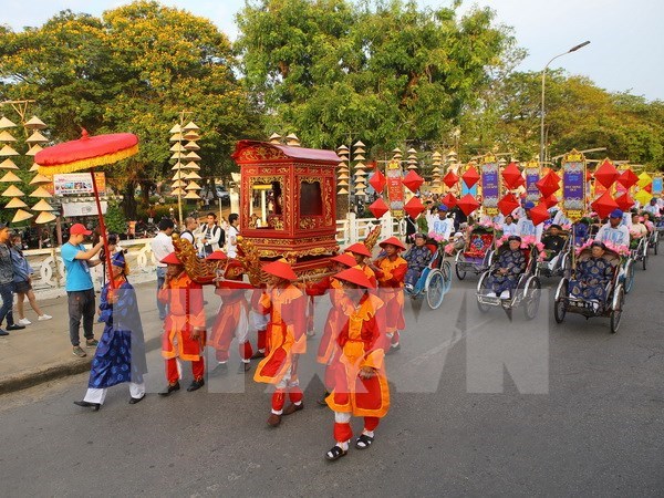 Festival de Oficios Tradicionales de Hue 2017 propicio auge del turismo hinh anh 1
