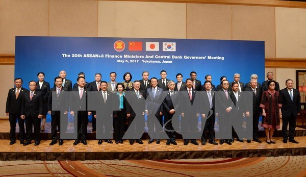 ASEAN y sus socios acuerdan impulsar cooperacion financiera y comercial hinh anh 1
