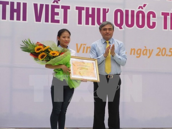 Celebran Aniversario 30 de participacion de Vietnam en concurso de escritura de UPU hinh anh 1