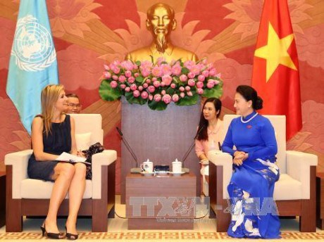 Vietnam desea fortalecer lazos multisectoriales con Paises Bajos hinh anh 1