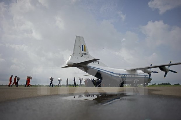 Encuentran restos de avion desaparecido en Myanmar hinh anh 1