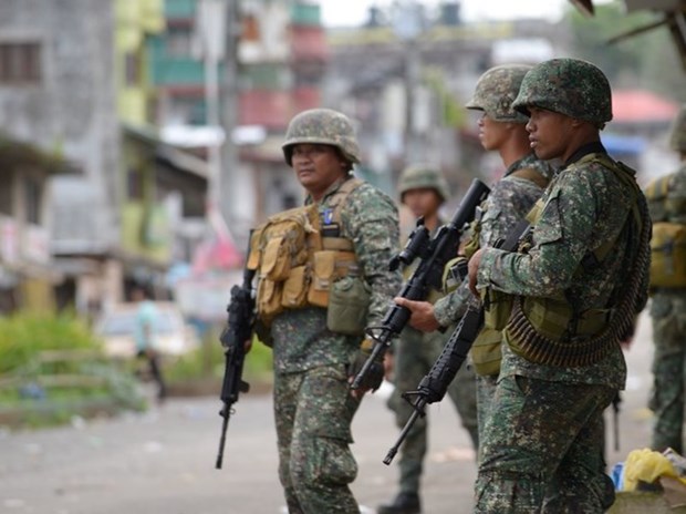 EE.UU. ayuda a Filipinas en lucha antiterrorista hinh anh 1