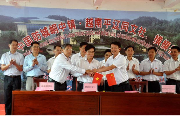 Unidades administrativas de Vietnam y China establecen lazos amistosos hinh anh 1