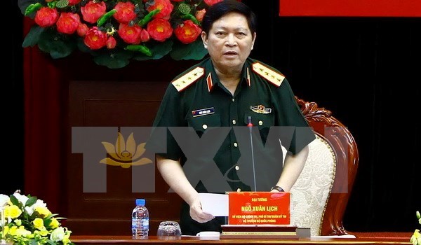 Ministro de Defensa reafirma papel del Ejercito en desarrollo economico nacional hinh anh 1