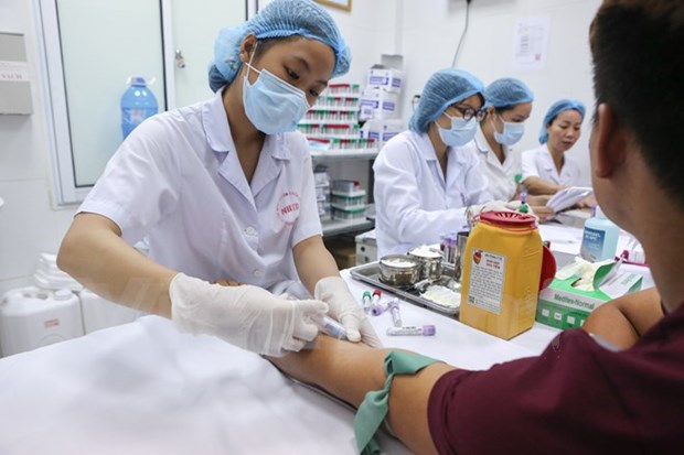 Hanoi destina 378 mil dolares para combatir el dengue hinh anh 1
