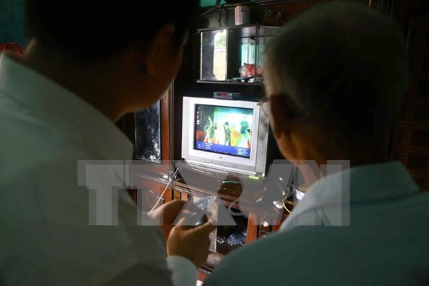 Suspenderan television analogica en 15 provincias vietnamitas hinh anh 1