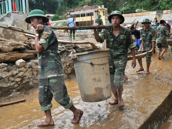 Tailandia ayuda a vietnamitas afectados por inundaciones hinh anh 1