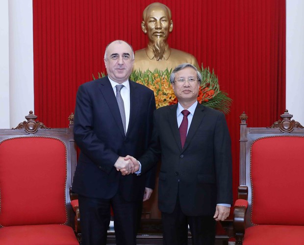 Alto funcionario partidista de Vietnam recibe al canciller de Azerbaiyan hinh anh 1