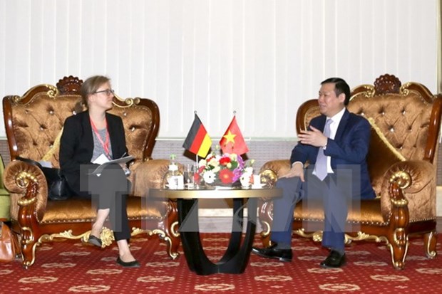 Vietnam solicita asistencia de Alemania en mejoramiento de adaptacion al cambio climatico hinh anh 1