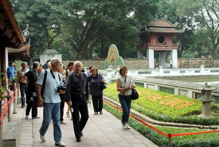 Hanoi inaugura ruta turistica de oro hinh anh 1