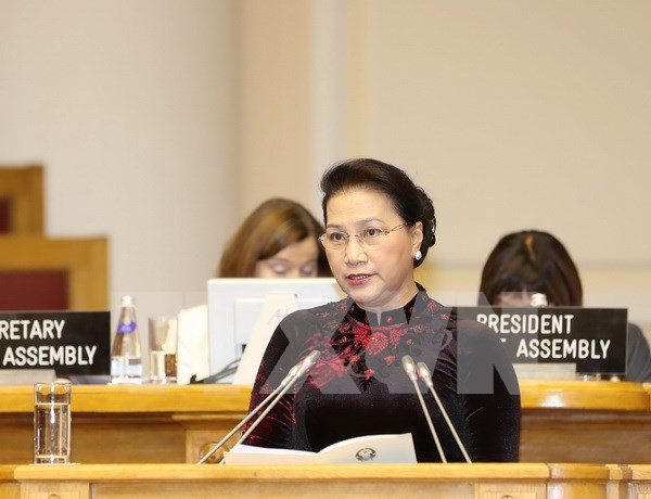 Presidenta de Asamblea Nacional de Vietnam visita Kazajstan hinh anh 1
