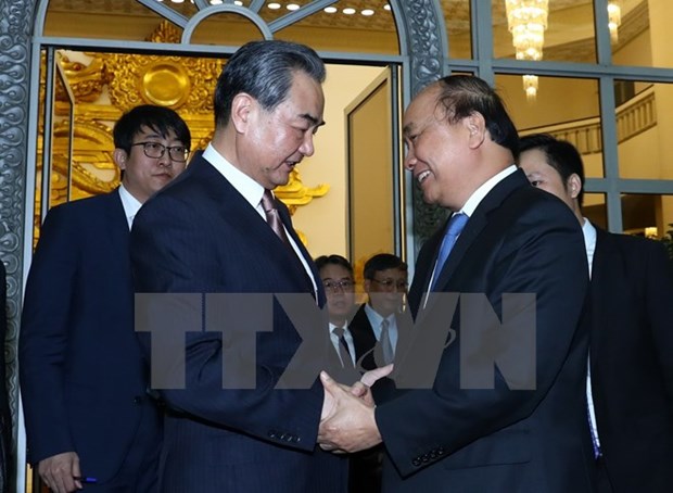 Premier Xuan Phuc: Mantener relaciones Vietnam-China es contribuir a la paz del mundo hinh anh 1