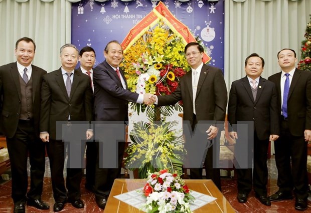 Vicepremier vietnamita felicita a comunidad religiosa por Navidad hinh anh 1