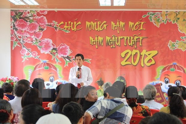 Vietnamitas en Angola se reunen en Ano Nuevo 2018 hinh anh 1