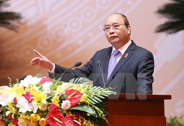 Premier de Vietnam parte de Hanoi para asistir a Cumbre de Cooperacion Mekong-Lancang hinh anh 1