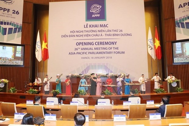Presidenta del Parlamento vietnamita revisa preparativos de APPF-26 hinh anh 1