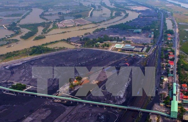Grupo Industria de Carbon y Mineria de Vietnam planea alta meta para 2018 hinh anh 1