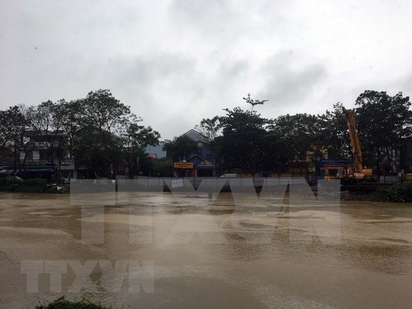 Miles personas se evacuan de Yakarta por inundaciones hinh anh 1