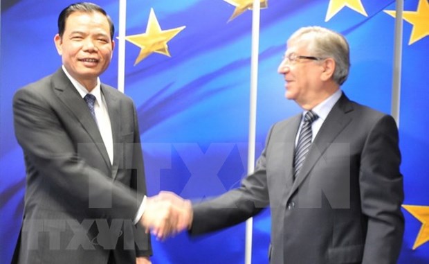 Vietnam insta a asistencia tecnica de UE en lucha contra pesca ilegal hinh anh 1