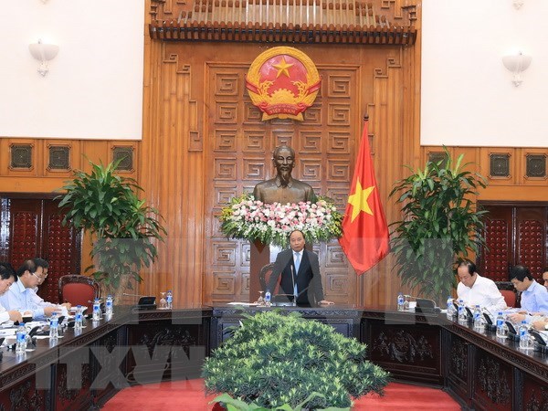 Premier de Vietnam exhorta a ultimar detalles para cumbres de Subregion del Gran Mekong y CLV hinh anh 1