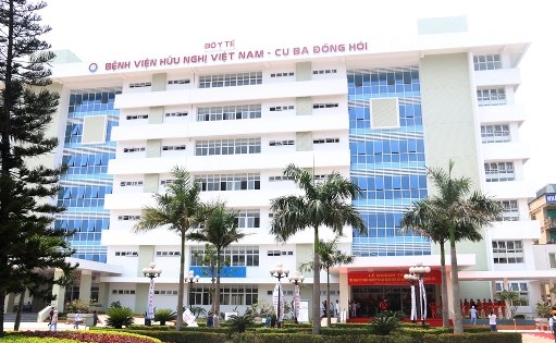 Expertos de Cuba transferiran tecnicas a hospital vietnamita hinh anh 1