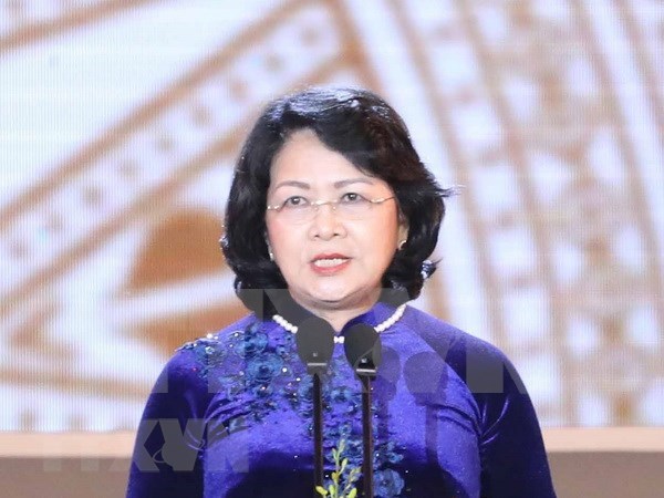 Vicepresidenta de Vietnam parte hacia Australia para Cumbre Global de Mujeres hinh anh 1