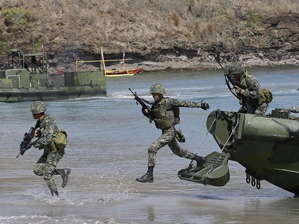Filipinas adquiere mas armas para mejorar la capacidad de combate hinh anh 1