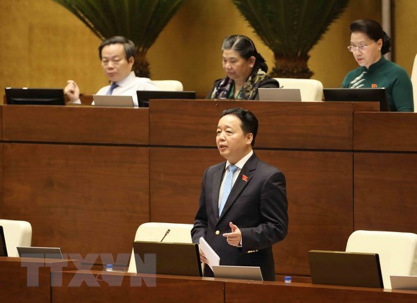 Ministros vietnamitas rinden cuenta ante Asamblea Nacional hinh anh 2