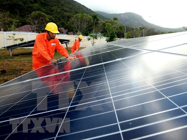 Singapur por aprovechar energia solar para resolver escasez de electricidad hinh anh 1