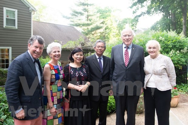 Embajador vietnamita sostiene encuentros en EE.UU. para promover nexos bilaterales hinh anh 1