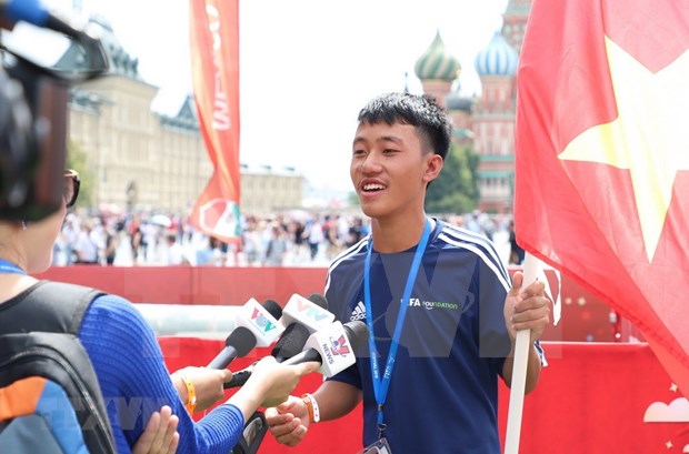 Mundial Rusia 2018: ninos vietnamitas participan en festival de futbol en Moscu hinh anh 1