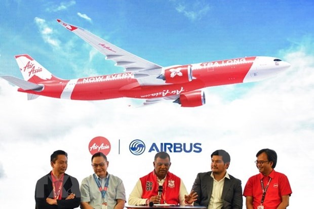 AirAsia invierte 30 mil millones de dolares para compra de aviones de Airbus hinh anh 1