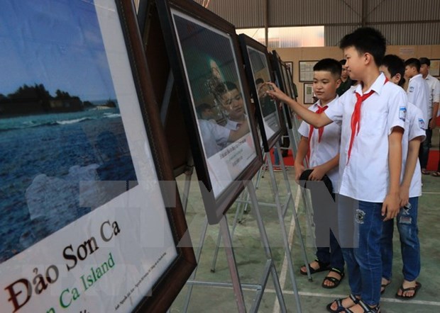 Exponen evidencias de soberania de Vietnam sobre archipielagos Hoang Sa y Truong Sa hinh anh 1