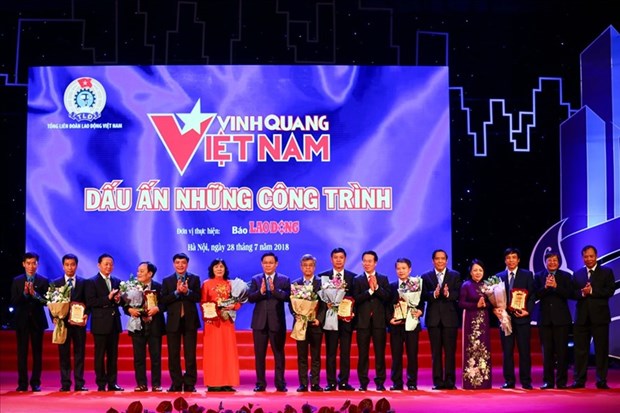 Honran en Vietnam obras sobresalientes en proceso de construccion del pais hinh anh 1