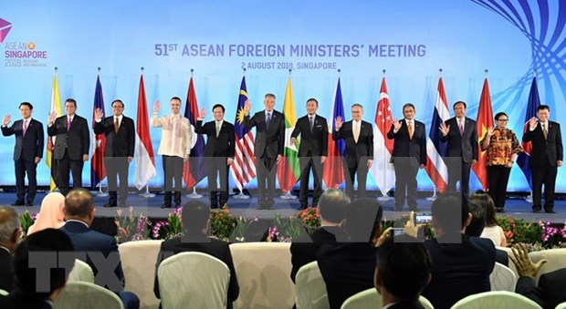 Vietnam destaca colaboracion de ASEAN con China, Corea del Sur y Japon hinh anh 1