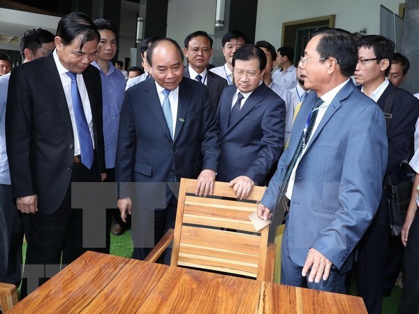 Premier vietnamita insta a convertir madera en producto clave para la exportacion hinh anh 1