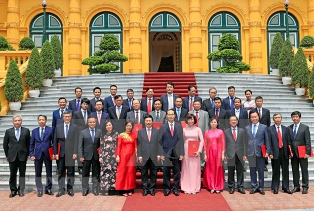 Presidente de Vietnam insta a fortalecer diplomacia economica hinh anh 1