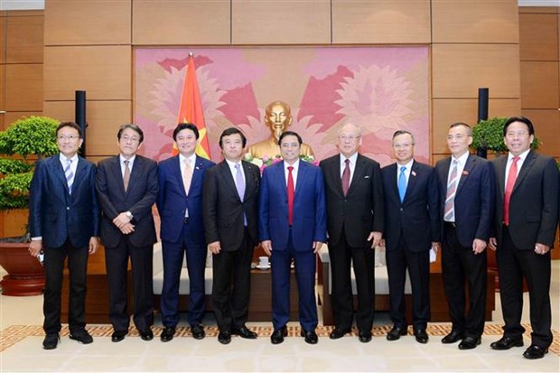 Reafirman grupos parlamentarios de amistad contribucion a lazos Vietnam- Japon hinh anh 1