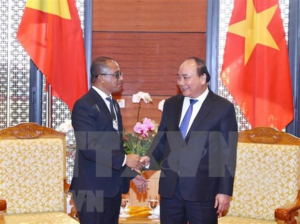 FEM – ASEAN: Primer ministro vietnamita recibe al canciller timorense hinh anh 1