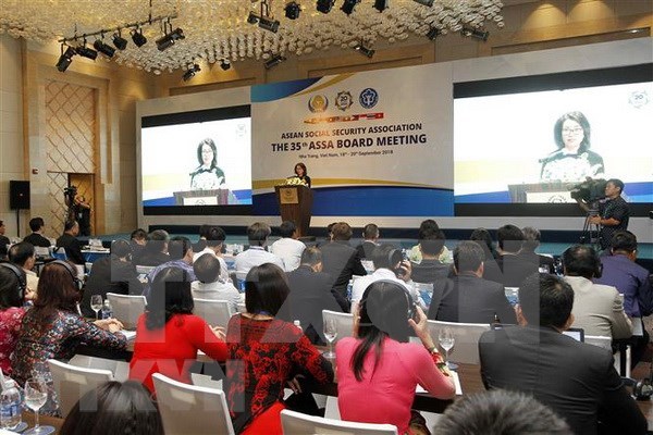 Vietnam aspira a intercambiar experiencias en seguridad social con otros paises en cita regional hinh anh 1