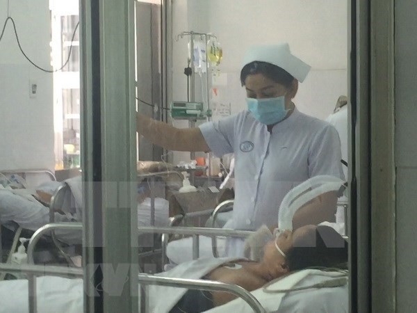 Vietnam dispuesto a producir dos tipos de vacunas antigripales hinh anh 1