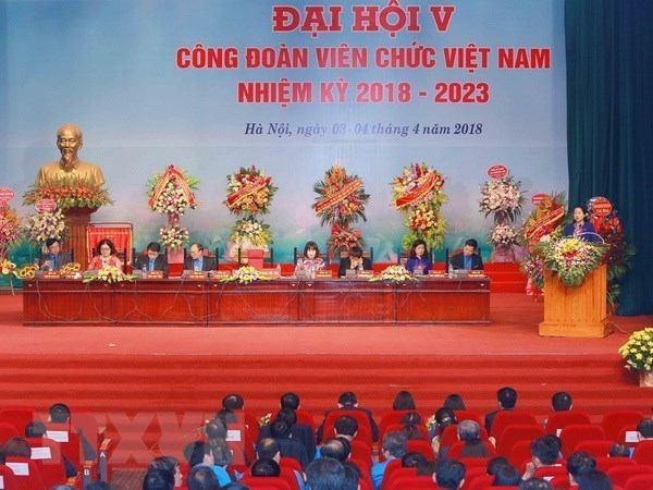 Duodecimo congreso sindical de Vietnam elige a la junta ejecutiva hinh anh 1