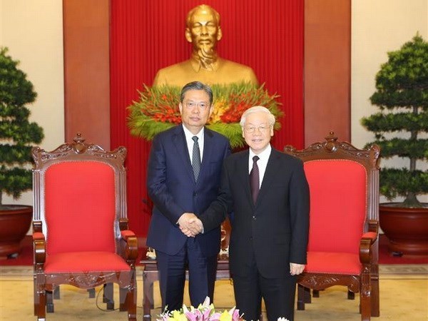 Maximo dirigente partidista de Vietnam destaca relaciones con China hinh anh 1