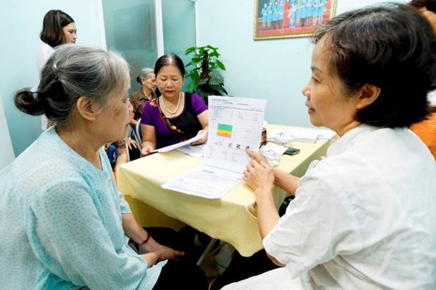 Vietnam ratifica importancia de garantizar vida feliz de personas mayores hinh anh 1