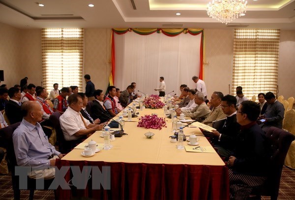 Conversaciones de paz de Myanmar acuerdan cronograma de conferencia de Panglong hinh anh 1